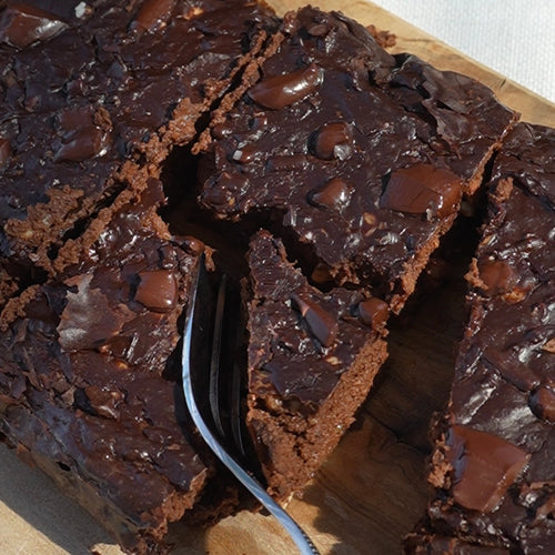 5-INGREDIENT COTTAGE CHEESE BROWNIES
