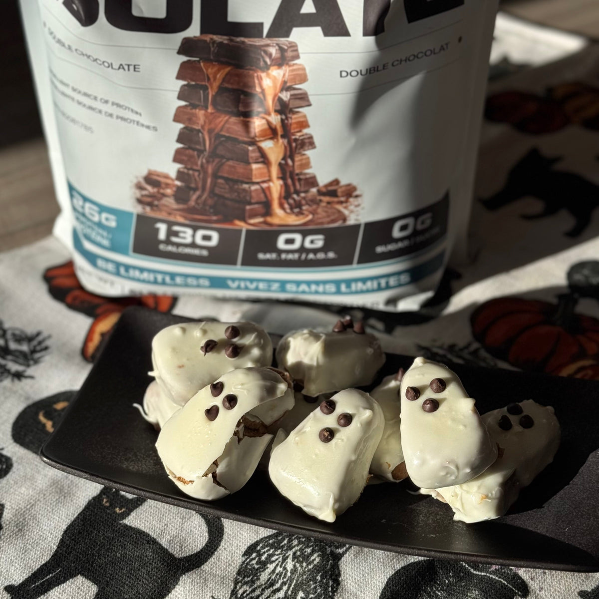GHOST PEANUT BUTTER CUP PROTEIN BITES